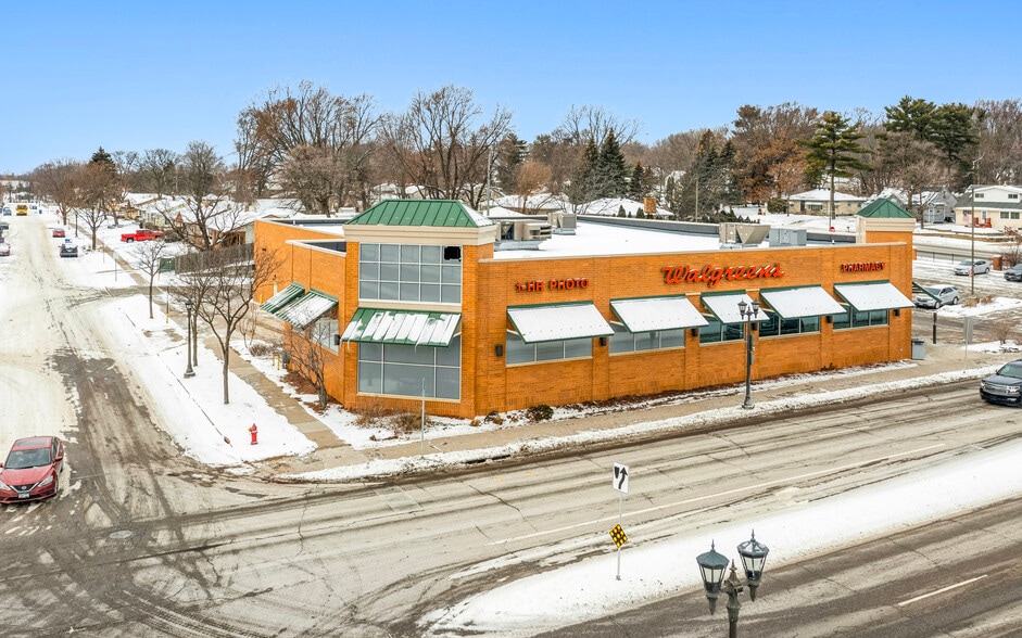 More Photos Of 1665 White Bear Ave N, Saint Paul Drugstore For Sale