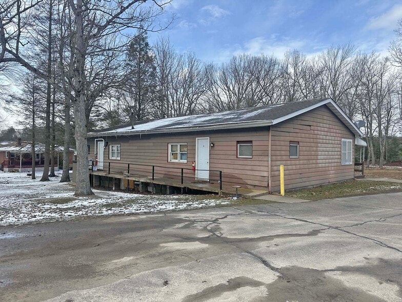 More Photos Of 982 W Center St, Sheppton Bar For Sale