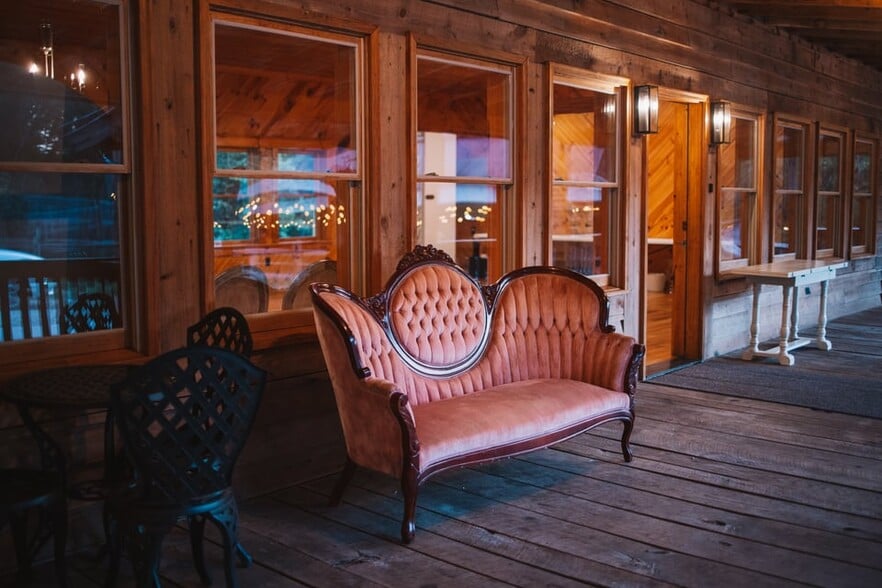 More Photos Of 21405 Parks Mill Rd, Abingdon Lodge Meeting Hall For Sale