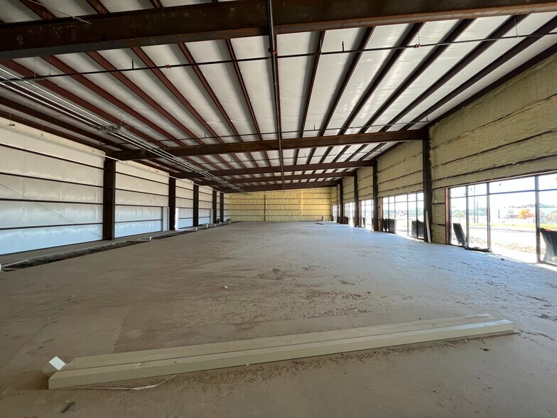 More Photos Of 1633 Highway 183, Leander Freestanding For Lease