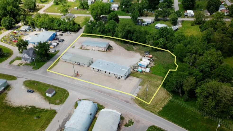Primary Photo Of 305 N Mason St, Carrollton Office For Sale
