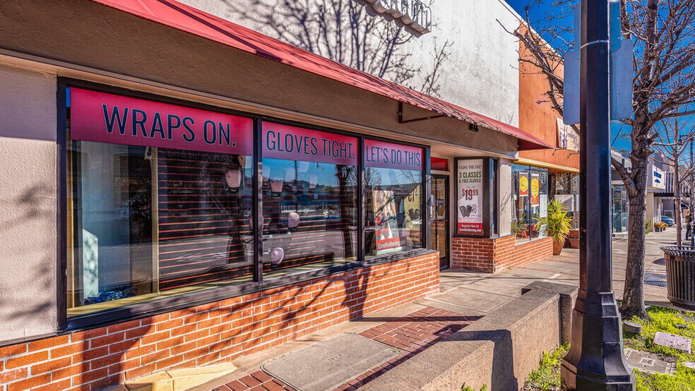 More Photos Of 1444-1446 4th St, San Rafael Storefront For Lease