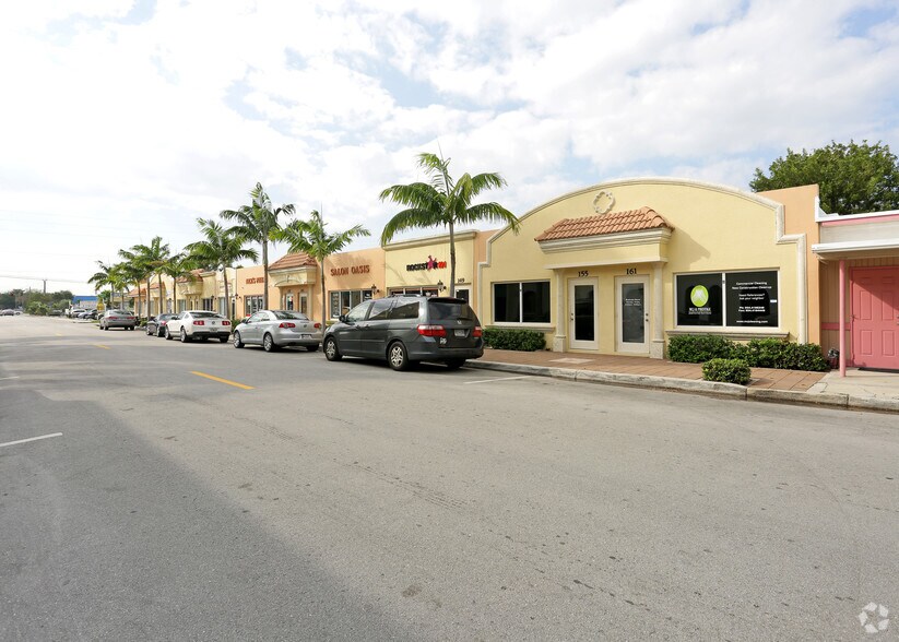 More Photos Of 101-161 NE 2nd Ave, Deerfield Beach Unknown For Lease