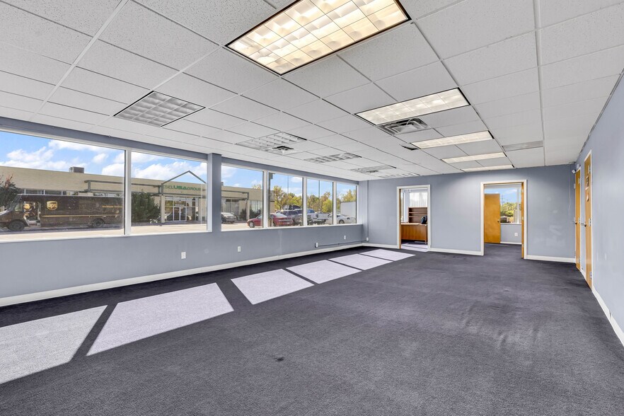 More Photos Of 3050 Delta Marine Dr, Columbus Office For Sale