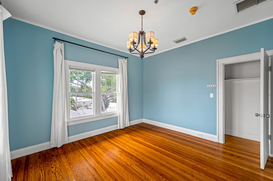 More Photos Of 2901 1st Ave N, Saint Petersburg Office For Lease