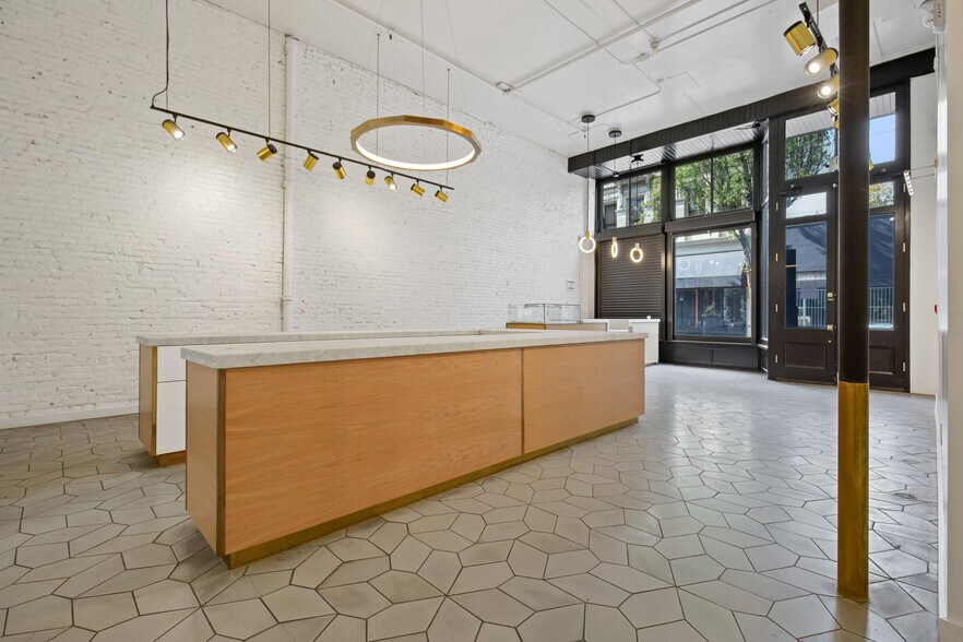 More Photos Of 220-228 SW 1st Ave, Portland General Retail For Sale