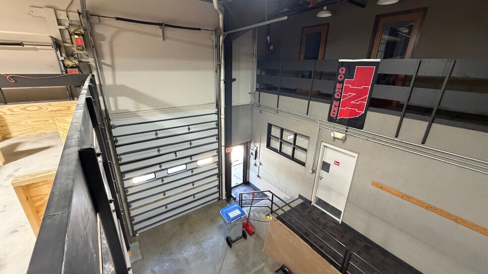 More Photos Of 5201 S 19th St, Lincoln Warehouse For Sale