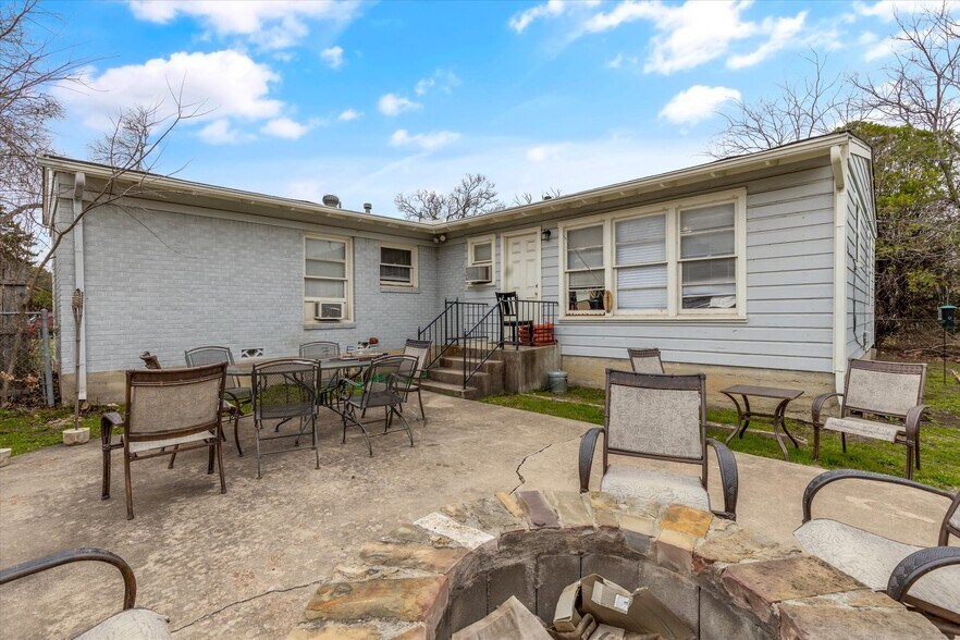 More Photos Of 4228 Winfield Ave, Fort Worth Apartments For Sale