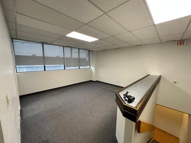 More Photos Of 14444-14456 118 Ave NW, Edmonton General Retail For Lease