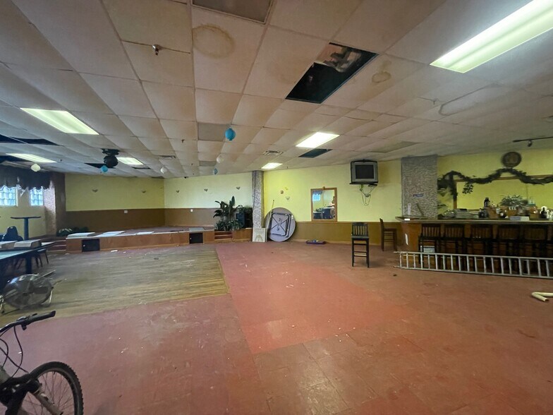 More Photos Of 986 Blue Hill Ave, Boston General Retail For Lease