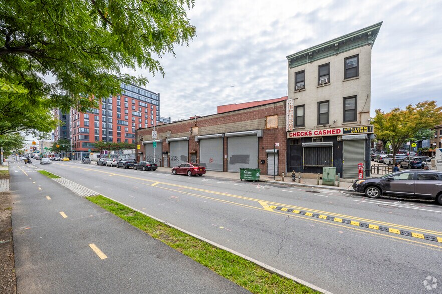 More Photos Of 114-120 Flushing Ave, Brooklyn Warehouse For Lease