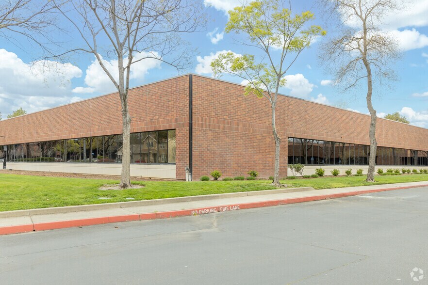 More Photos Of 3215 Prospect Park Dr, Rancho Cordova Office For Sale