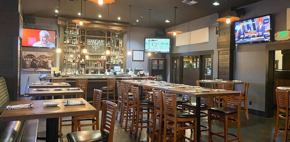 More Photos Of 1180 Airport Park Blvd, Ukiah Restaurant For Lease
