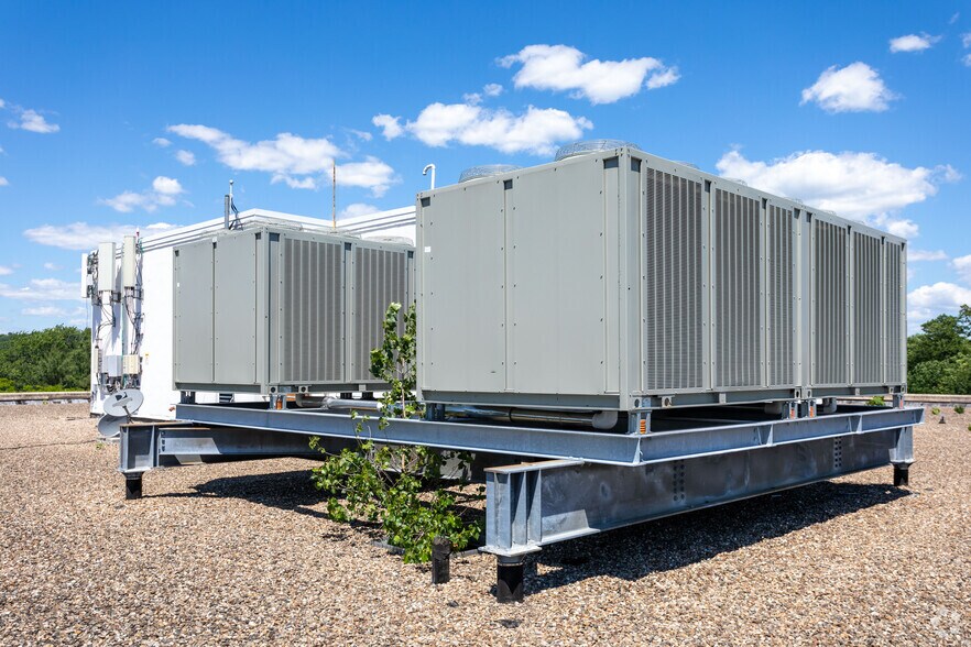 More Photos Of 2 Westchester Park Dr, White Plains Unknown For Lease