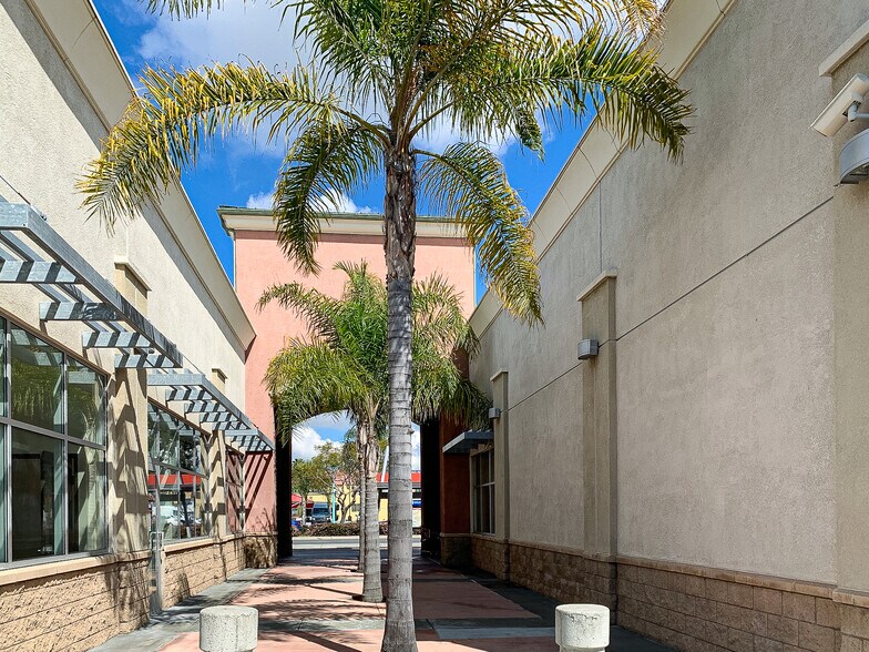 More Photos Of 3001 El Cajon Blvd, San Diego Storefront For Lease