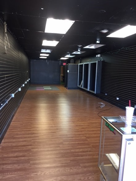 More Photos Of 19-29 Rehoboth Ave, Rehoboth Beach Restaurant For Lease