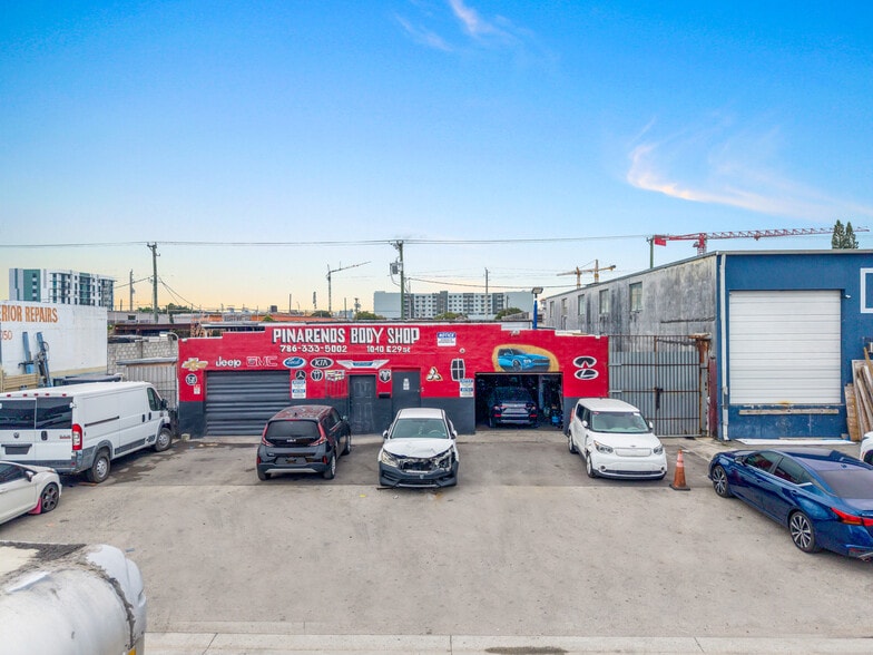 More Photos Of 1040 E 29th St, Hialeah Warehouse For Sale