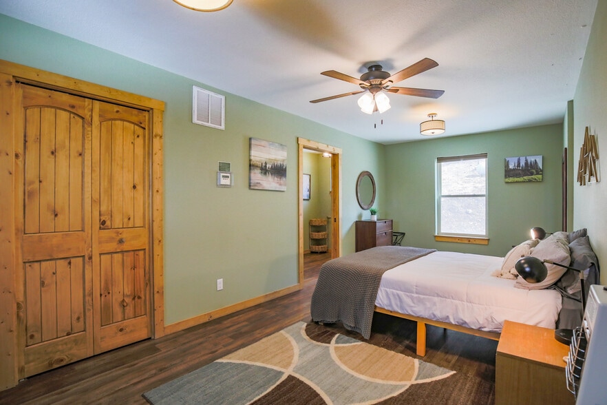 More Photos Of 102 Mexican ave, Cloudcroft Apartments For Sale