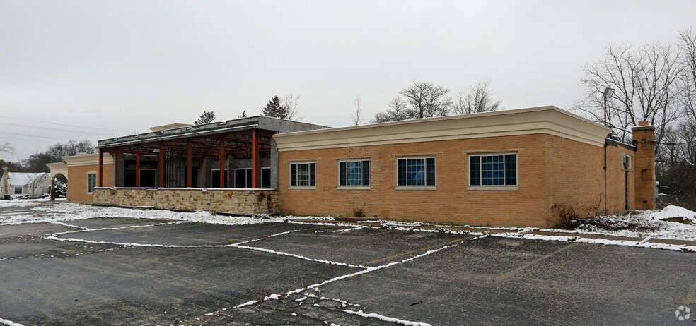 More Photos Of 8200-8218 N Teutonia Ave, Brown Deer Assisted Living For Sale