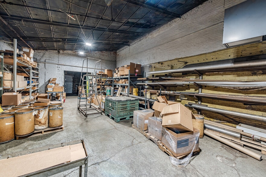 More Photos Of 3155 W 33rd St, Cleveland Warehouse For Sale