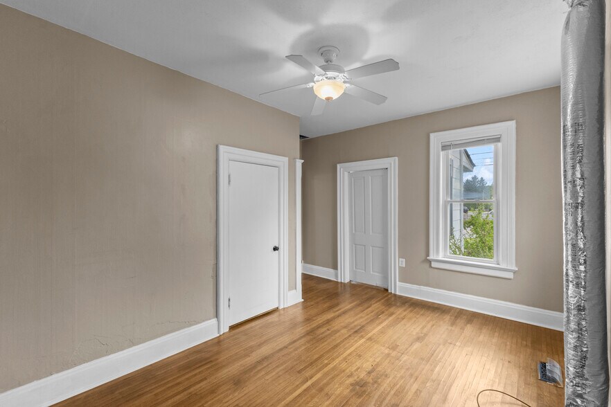 More Photos Of 4103 Broadway, Grove City Freestanding For Sale