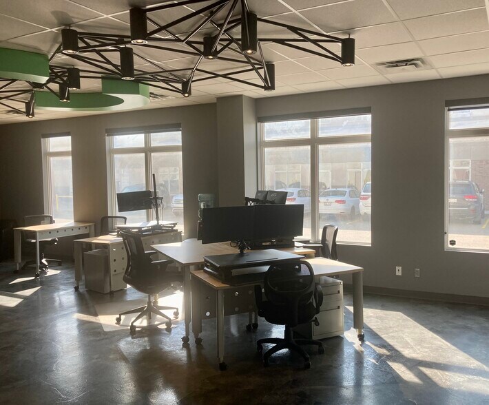 More Photos Of 18905 111 Av NW, Edmonton Flex For Sale