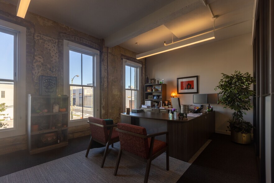 More Photos Of 219 N Alamo St, San Antonio Office For Sale