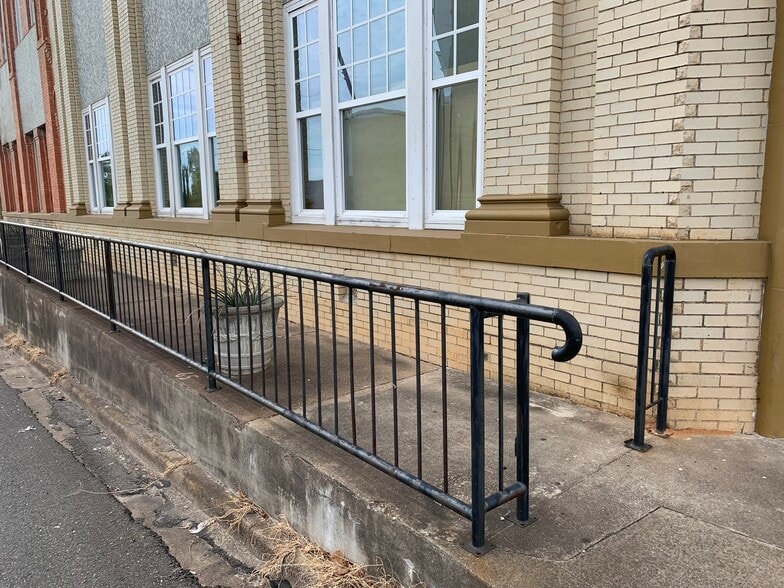 More Photos Of 202 E Main St, Henderson Loft Creative Space For Sale