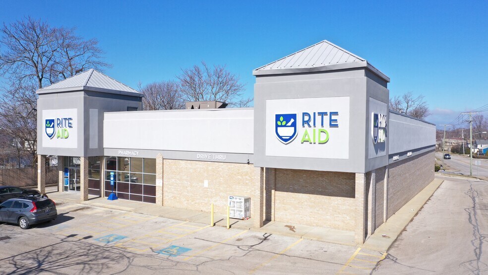 Primary Photo Of 1115 W Prospect Rd, Ashtabula Drugstore For Sale