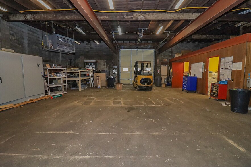 More Photos Of 704 California Ave, Rochester Industrial For Sale