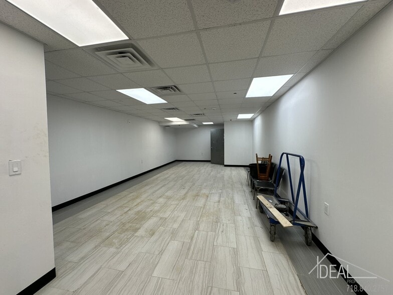 More Photos Of 332A 9th St, Brooklyn Office Residential For Lease