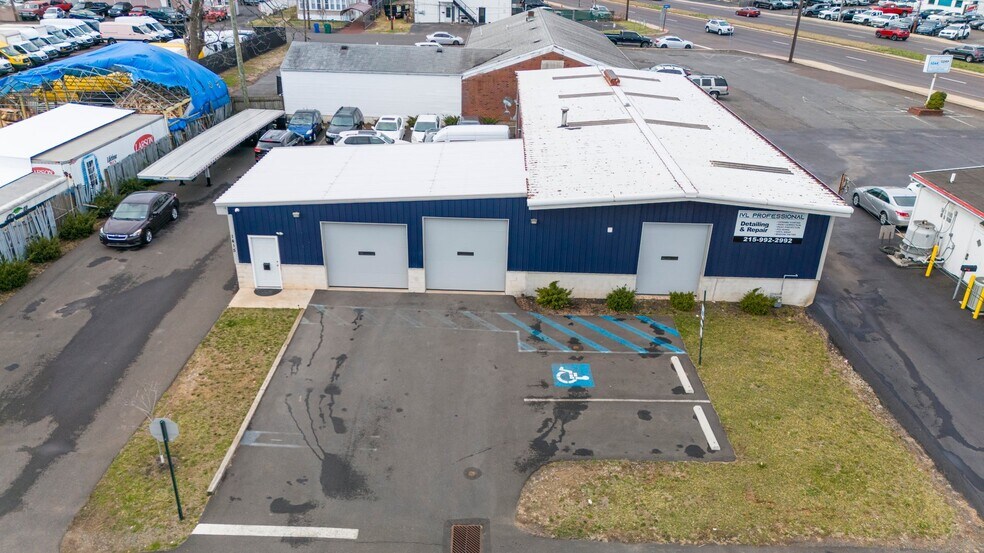 More Photos Of 1413-1415 Elkins Ave, Levittown Freestanding For Lease