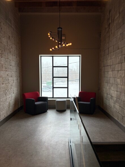 More Photos Of 1785 Walker Rd, Windsor Warehouse For Lease