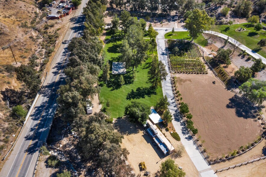 More Photos Of 15142 Sierra Hwy, Santa Clarita Land For Sale