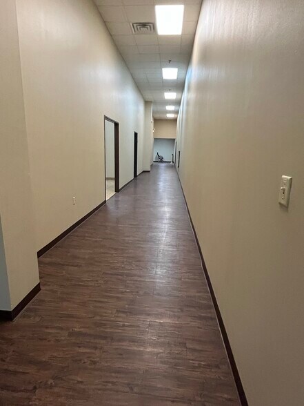 More Photos Of 5805 Highway 271, Fort Smith Freestanding For Sale