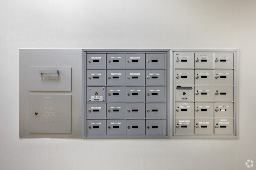 More Photos Of 150 Riverside Pky, Fredericksburg Office For Lease