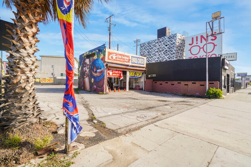 More Photos Of 2422 Lincoln Blvd, Venice Land For Sale