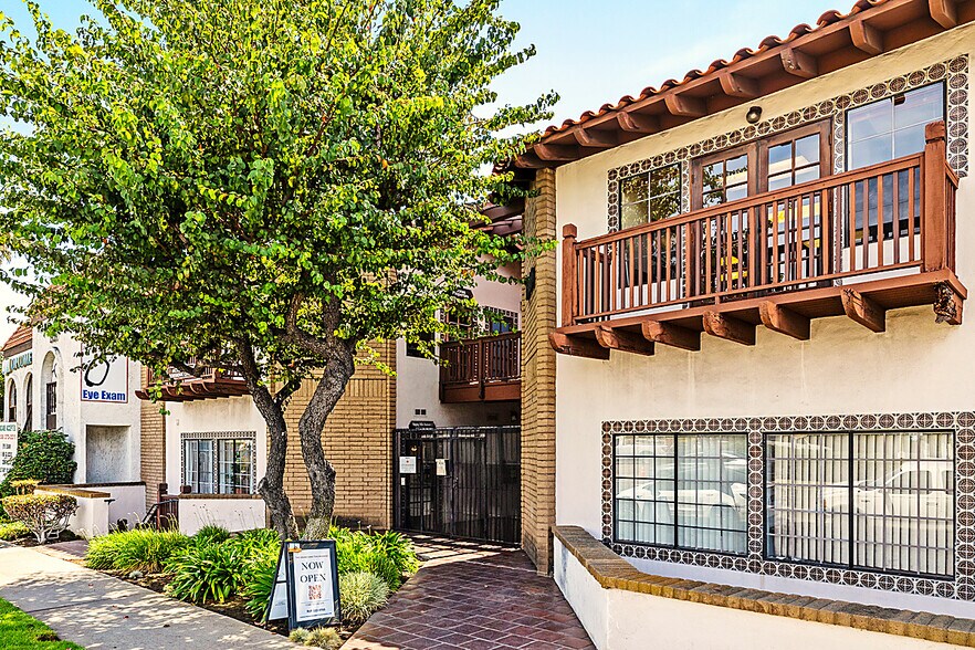 More Photos Of 1919 Grand Ave, San Diego Medical For Sale