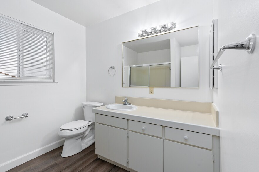 More Photos Of 1356 Monte Vista Ave, Saint Helena Apartments For Sale