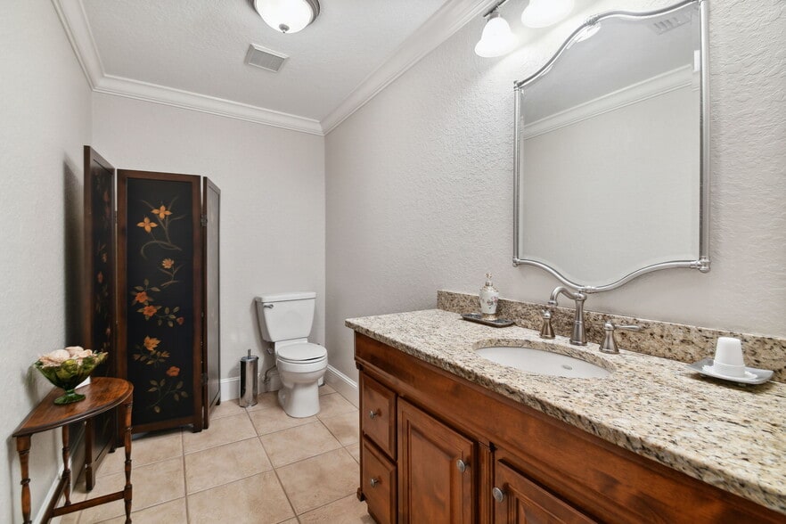 More Photos Of 1137 Bartow Rd, Lakeland Office For Lease