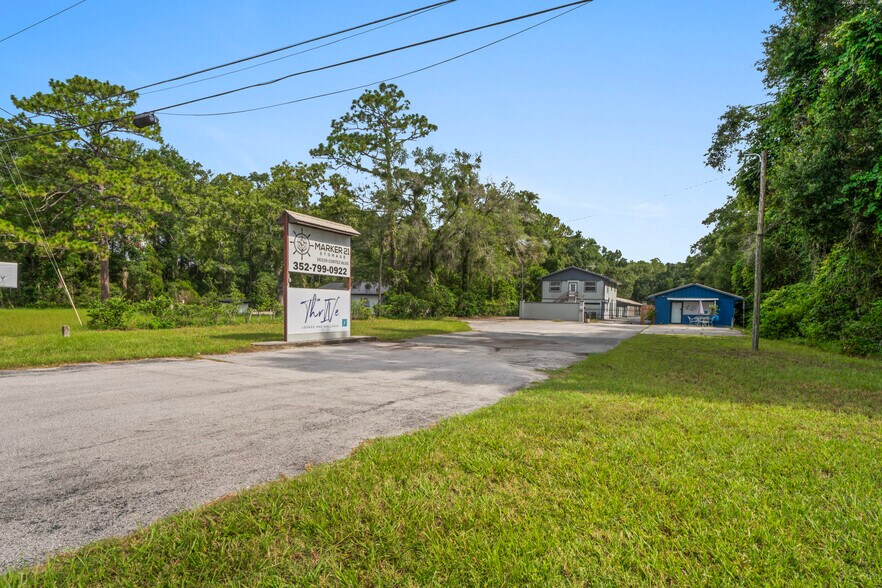 More Photos Of 16331 Cortez Blvd, Brooksville Self Storage For Sale