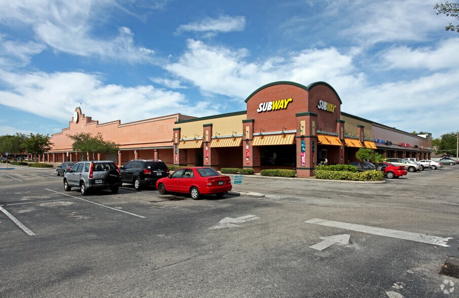 More Photos Of 4520 S Semoran Blvd, Orlando Unknown For Lease