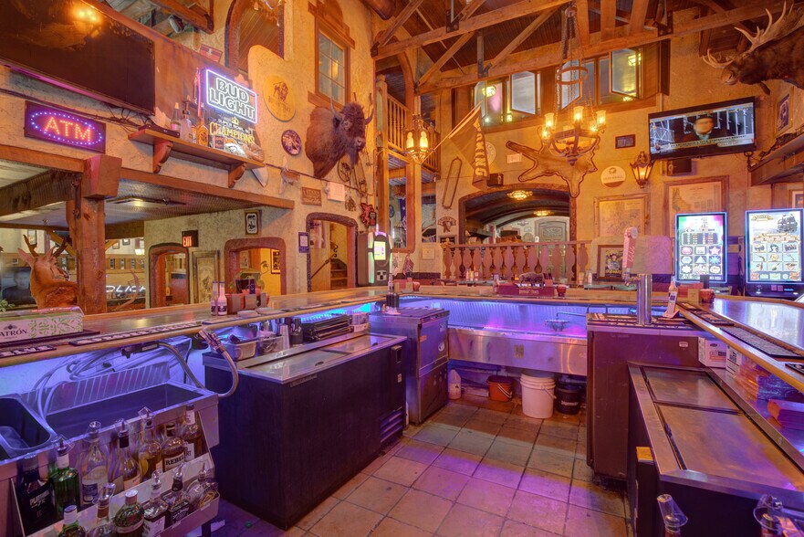 More Photos Of 500 W F St, Casper Restaurant For Sale