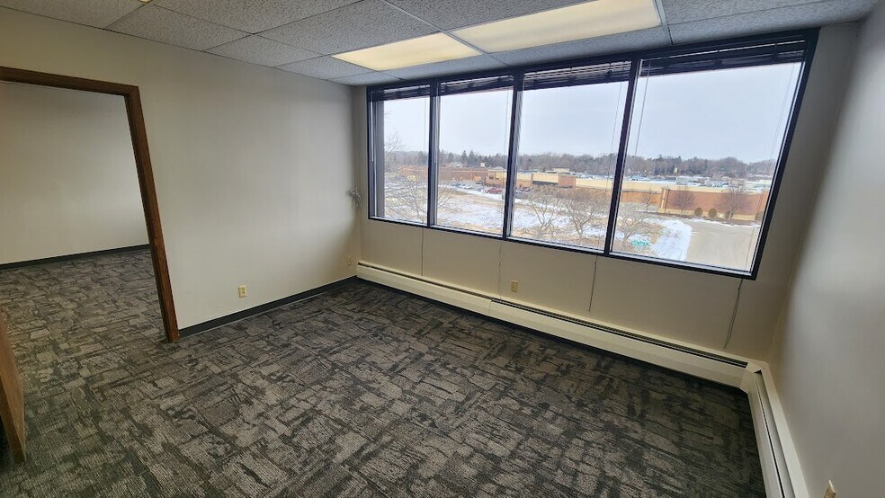 More Photos Of 750 S Plaza Dr, Saint Paul Office For Sale