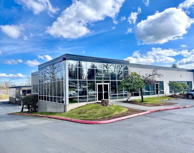More Photos Of 11627 Airport Rd, Everett Office For Lease
