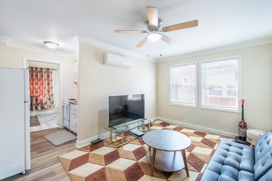 More Photos Of 200-204 S Veitch St, Arlington Apartments For Sale