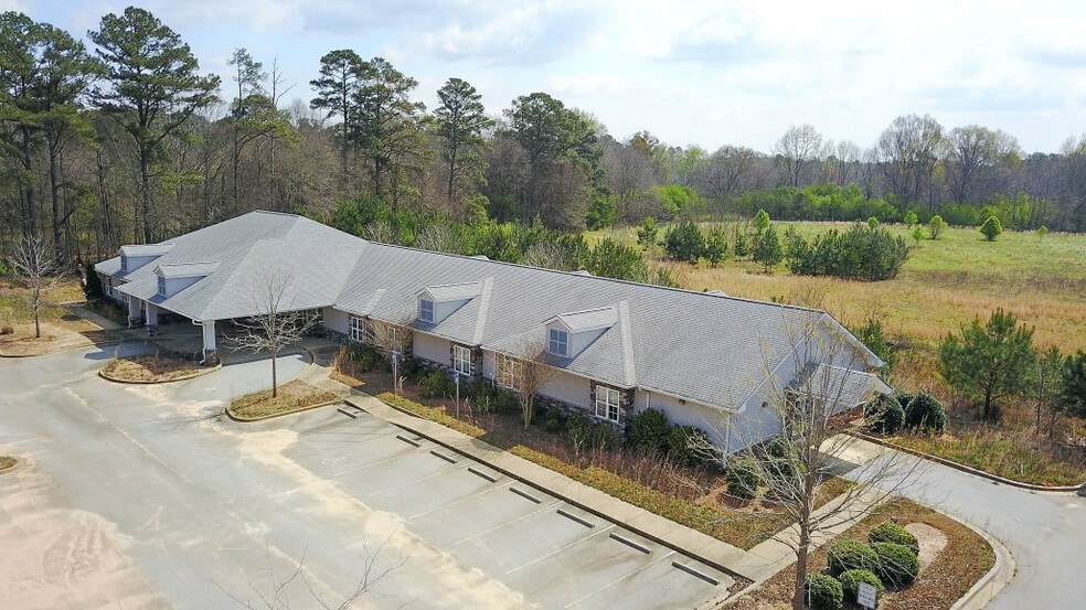 More Photos Of 22 Madras Pky, Newnan Assisted Living For Sale