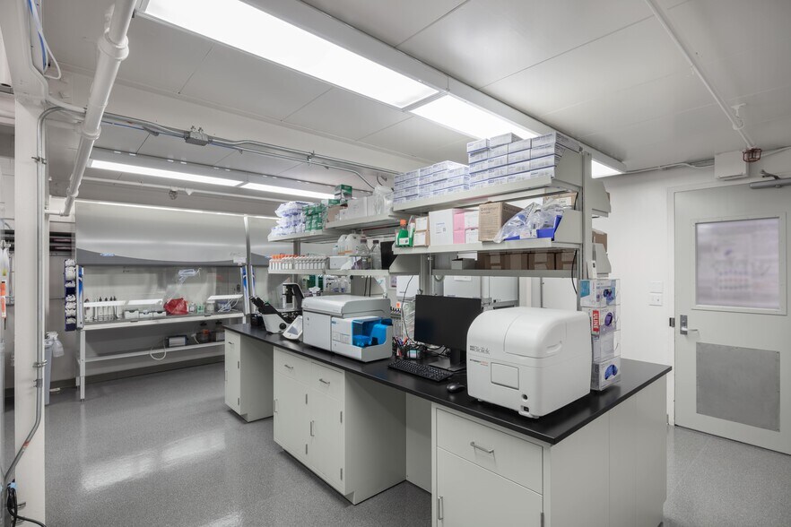 More Photos Of 3550 General Atomics Ct, San Diego Research And Development For Lease