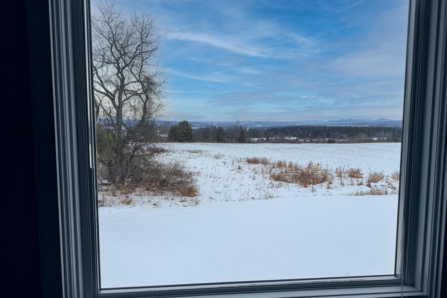 More Photos Of 2096 Airport Rd, Berlin Office For Sale