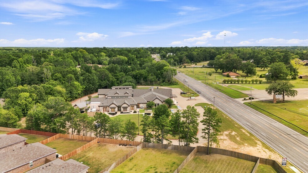 More Photos Of 5016 Gilmer Rd, Longview Medical For Sale